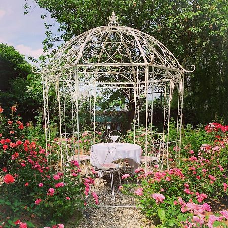 Isabelle'S Rosegarden Otel Beckerich Dış mekan fotoğraf
